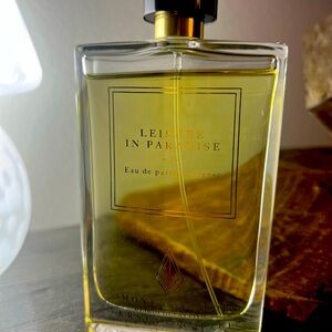 Simone Andreoli Leisure in Paradise